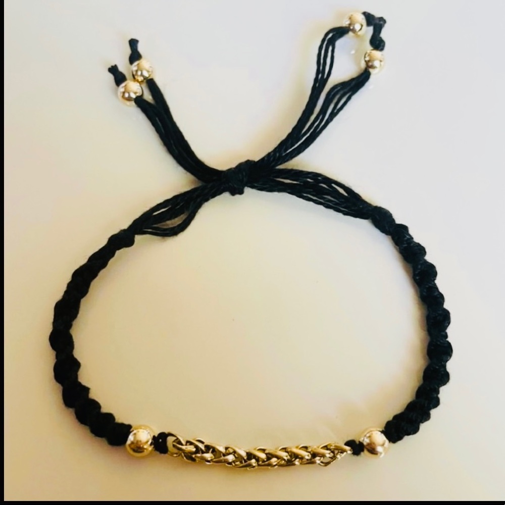 New Handmade Threaded Bracelet